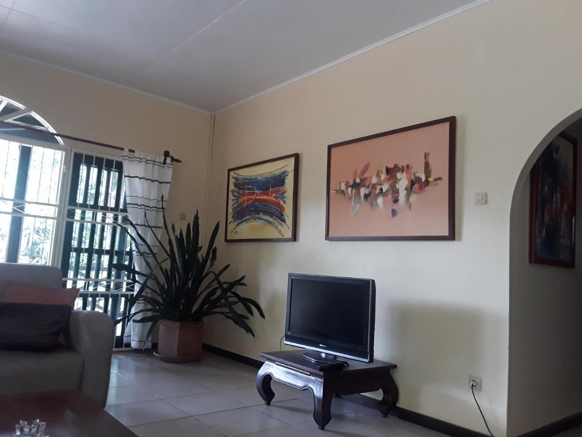 Akka Villa Meerzorg Buitenkant foto